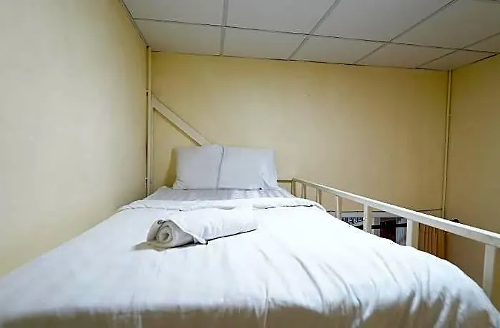 Ez Sleep @ Ratchada 19 Hostel